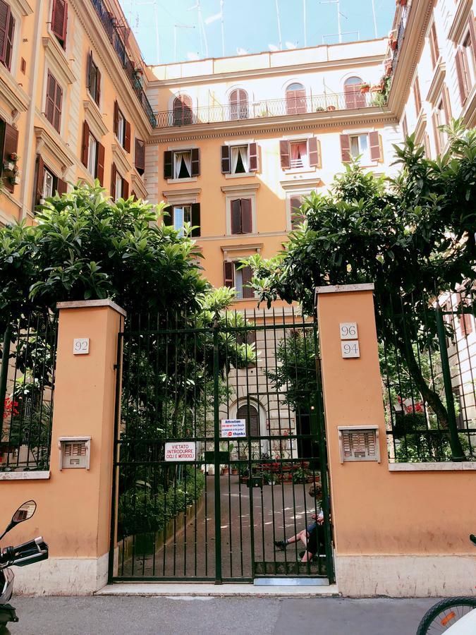 Casa Vacanza Vahid Рим Экстерьер фото